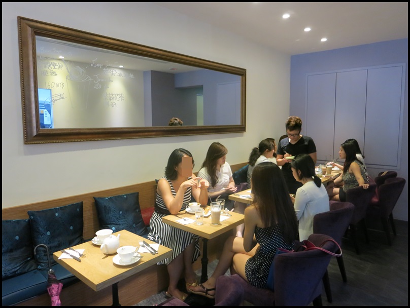 [ 忠孝新生站、仁愛新生路口美食下午茶 ] 1789 Café, by Cyrille Courant～絢麗又美味的閃電泡芙，還有帥哥甜點師傅