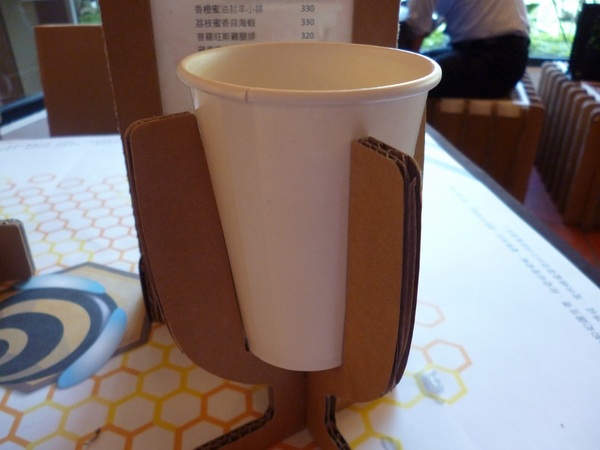 紙箱王主題餐廳:巧奪天工之所在---紙箱王主題餐廳 紙箱王主題餐廳:巧奪天工之所在---紙箱王主題餐廳