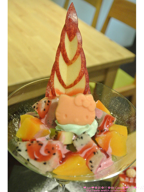 Mr. cash：【食記】oO。。新竹　Mr.Cash蜜糖吐司　什麼？！蜜糖吐司也不忘了Candy Crush，超可愛的kitty蜜糖吐司，大家吃過了嘛？！而且還有可愛的拉花kitty咖啡喲～。o○。