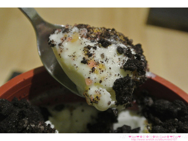 Mr. cash：【食記】oO。。新竹　Mr.Cash蜜糖吐司　什麼？！蜜糖吐司也不忘了Candy Crush，超可愛的kitty蜜糖吐司，大家吃過了嘛？！而且還有可愛的拉花kitty咖啡喲～。o○。