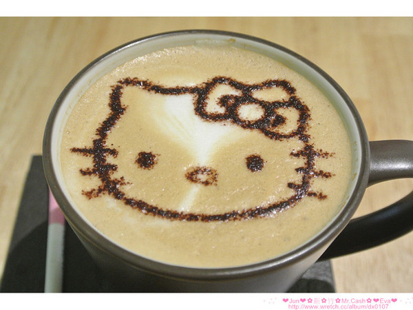 Mr. cash：【食記】oO。。新竹　Mr.Cash蜜糖吐司　什麼？！蜜糖吐司也不忘了Candy Crush，超可愛的kitty蜜糖吐司，大家吃過了嘛？！而且還有可愛的拉花kitty咖啡喲～。o○。