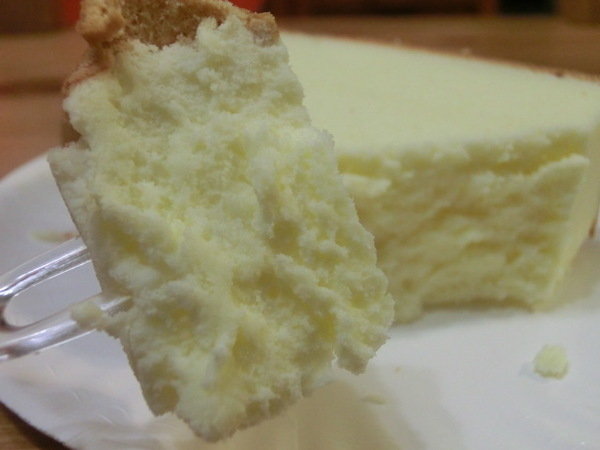 糖村法式鮮奶乳酪蛋糕：【BlogAD試吃】品嚐Q彈細緻的純粹美味，香醇綿密入口即化的糖村法式鮮奶乳酪蛋糕等你來試試!