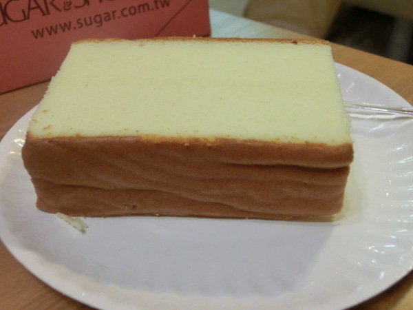 糖村法式鮮奶乳酪蛋糕：【BlogAD試吃】品嚐Q彈細緻的純粹美味，香醇綿密入口即化的糖村法式鮮奶乳酪蛋糕等你來試試!