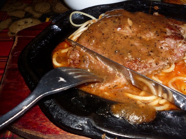 大統牛排：樂華夜市的初体驗--大統牛排館体驗心得