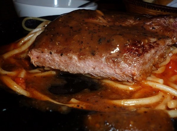 大統牛排：樂華夜市的初体驗--大統牛排館体驗心得