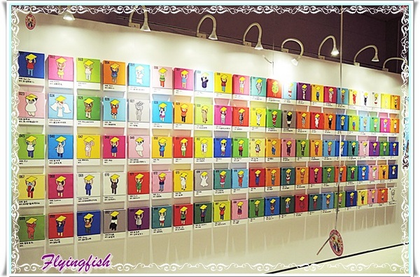 舉牌小人迎新Party:╭(′▽`)╯好康報你哉:萌翻囉~ 快來和舉牌小人開趴吧!! -「迎新Party:新光三越(台北站前店)」 舉牌小人迎新Party:╭(′▽`)╯好康報你哉:萌翻囉~ 快來和舉牌小人開趴吧!! -「迎新Party:新光三越(台北站前店)」