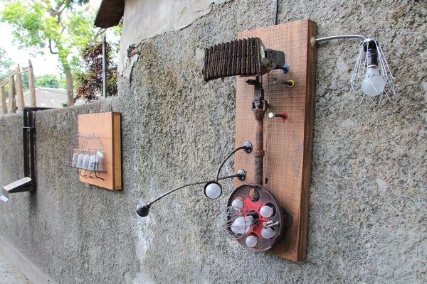 321巷藝術聚落: 【台南北區景點】321巷藝術聚落~隱若現的房子摩登又前衛、老舍復古風格藝術照、貓咪裝置藝術超逗趣、利用環保變魔術