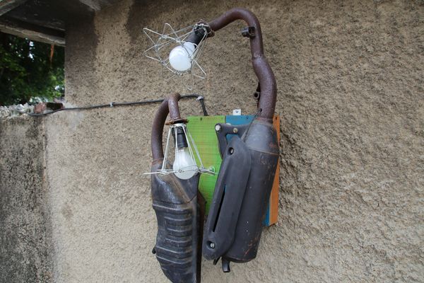 321巷藝術聚落: 【台南北區景點】321巷藝術聚落~隱若現的房子摩登又前衛、老舍復古風格藝術照、貓咪裝置藝術超逗趣、利用環保變魔術