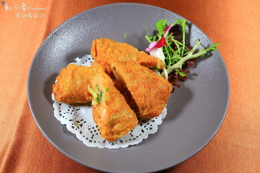 台中西屯|台中福華大飯店-一泊三食.Meets覓舍.海華樓|健身房.三溫暖.300坪戶外花園.戲水池.兒童遊戲空間|體