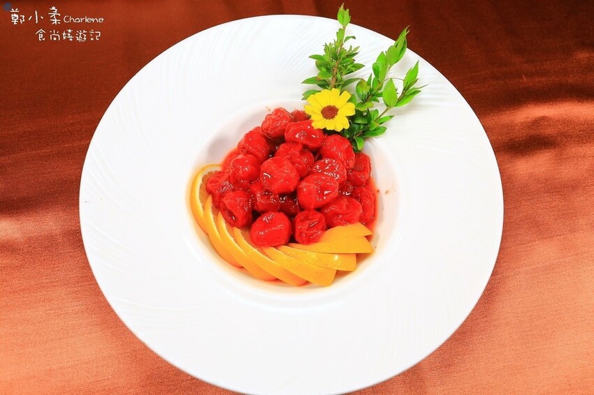 台中西屯|台中福華大飯店-一泊三食.Meets覓舍.海華樓|健身房.三溫暖.300坪戶外花園.戲水池.兒童遊戲空間|體