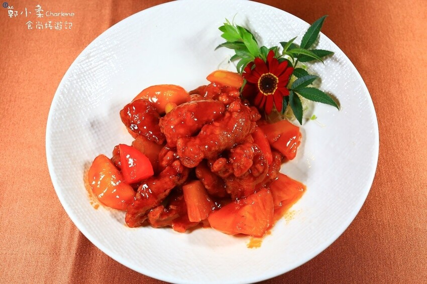 台中西屯|台中福華大飯店-一泊三食.Meets覓舍.海華樓|健身房.三溫暖.300坪戶外花園.戲水池.兒童遊戲空間|體