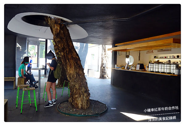 小確幸紅茶牛奶合作社 ~ 華山文創園區早午餐．經典起司三明治+紅茶牛奶太滿足了啦 - 捷運忠孝新生站