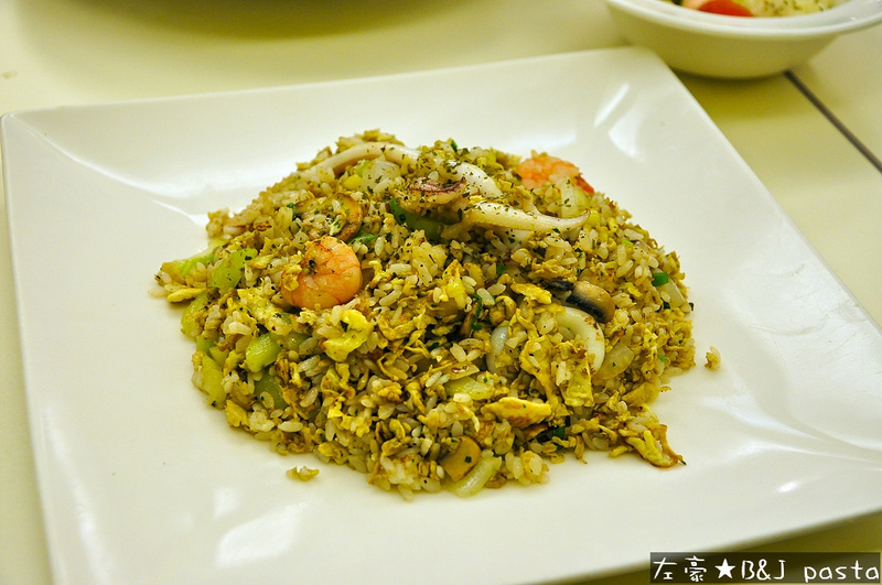 [食記] 高雄。苓雅區 B&J pasta