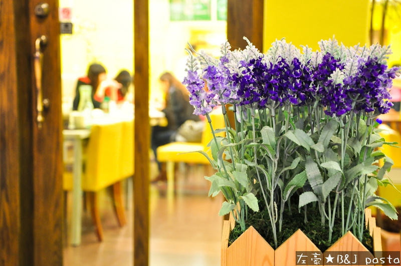 [食記] 高雄。苓雅區 B&J pasta