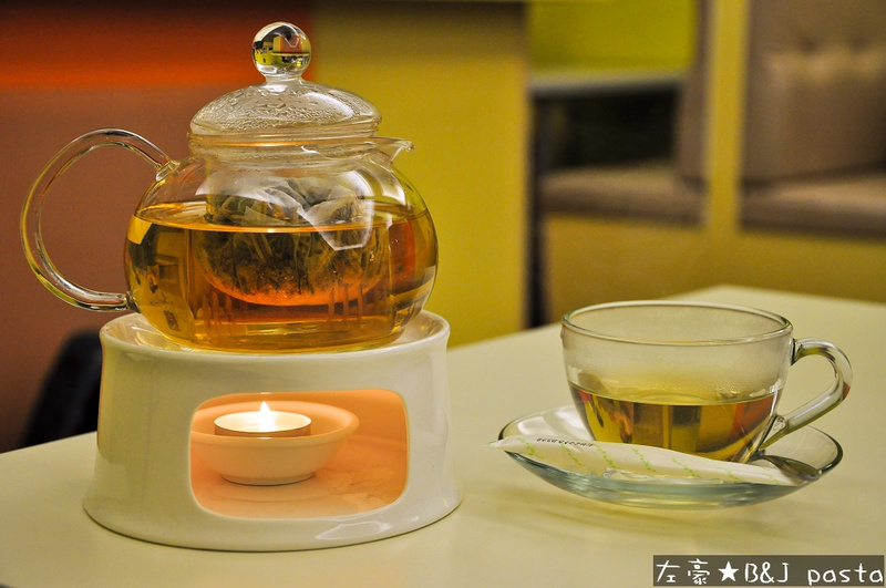 [食記] 高雄。苓雅區 B&J pasta