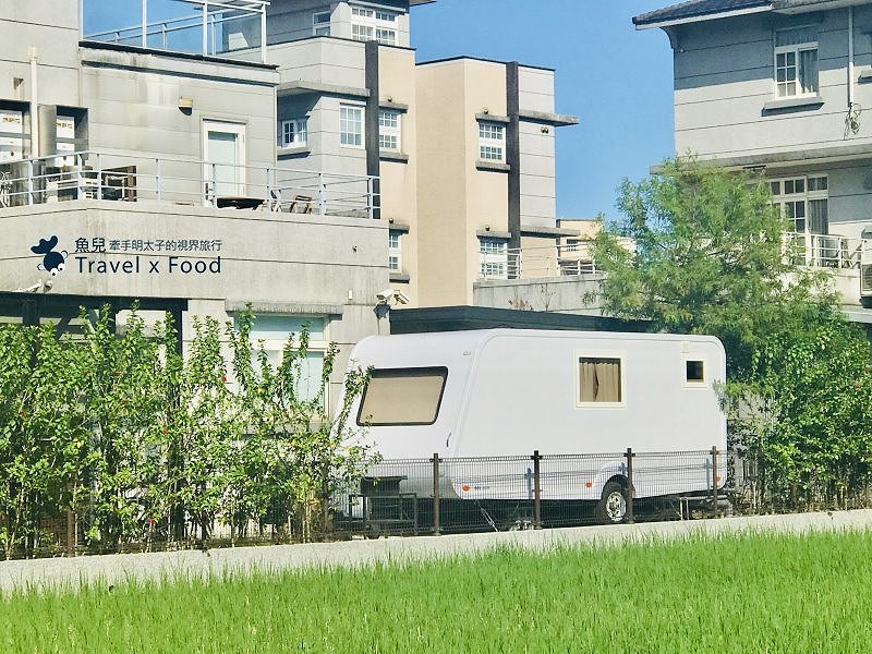 親子友善、寵物友善，Young Stary 好漾民宿｜全新露營車體驗，稻穗花香伴隨入眠，與孩子共度靜謐時光 @魚兒 x 牽手明太子的「視」界旅行