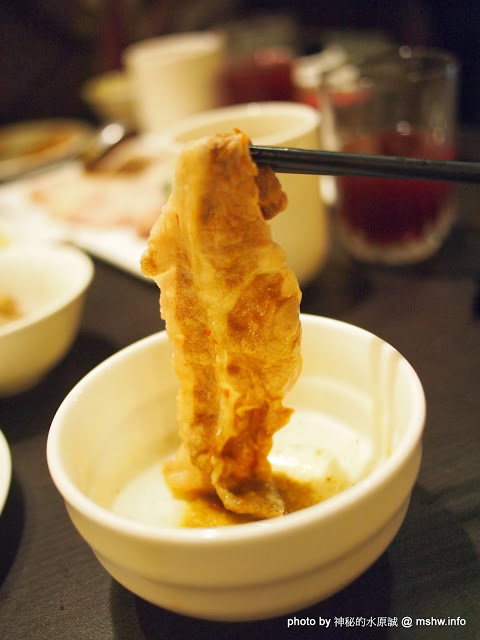 白川天然火鍋：【食記】台中白川養身天然火鍋@西屯逢甲夜市 : 聞到就噁心反胃…這樣賣1500會不會太誇張？!