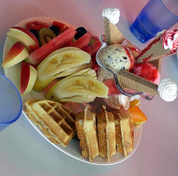 【食評】屏東巷子內吃豪華美食~遇見綠洲庭園咖啡,不虛此行!#屏東景點#屏東美食#趣比比#訂房#Tripbnb.com訂