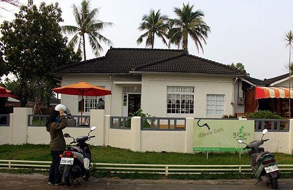 【食評】屏東巷子內吃豪華美食~遇見綠洲庭園咖啡,不虛此行!#屏東景點#屏東美食#趣比比#訂房#Tripbnb.com訂