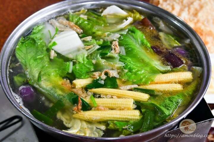 巷弄隱藏版超人氣火鍋老店，霜降豬、燕丸、豆皮都很好吃