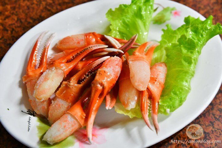 巷弄隱藏版超人氣火鍋老店，霜降豬、燕丸、豆皮都很好吃