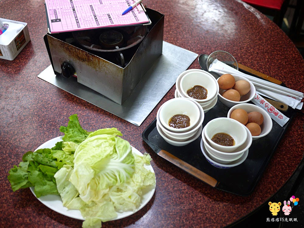 【台中電子街美食】台灣陳沙茶火鍋之橘子狗一秒變裴勇俊