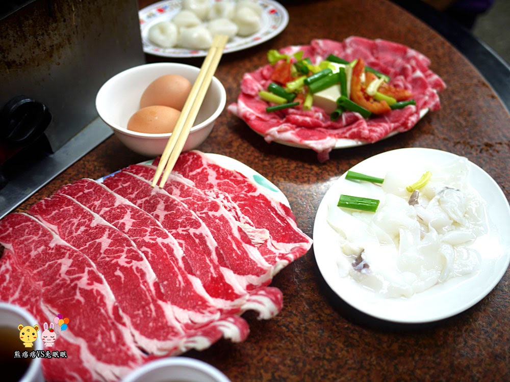 【台中電子街美食】台灣陳沙茶火鍋之橘子狗一秒變裴勇俊