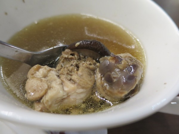 綠樹林幸福農場休閒餐廳：鬧中取靜的地方 ..  綠樹林幸福農場休閒餐廳