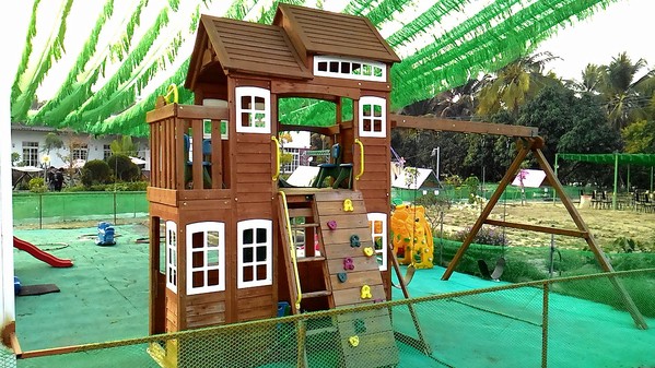 綠樹林幸福農場休閒餐廳：鬧中取靜的地方 ..  綠樹林幸福農場休閒餐廳