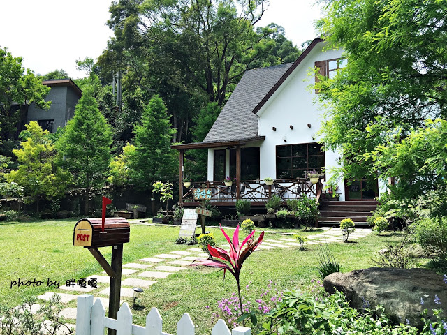 【苗栗 三義】漫時光咖啡☆★在唯美小屋用餐，渡過慢時光★☆5月順便賞油桐花(賞桐秘境)