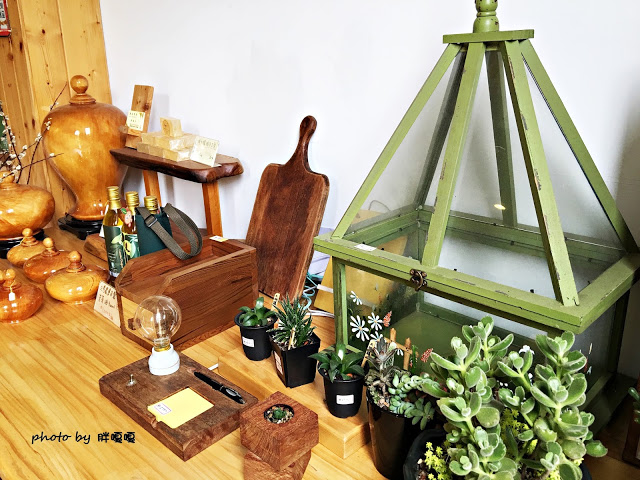 【苗栗 三義】漫時光咖啡☆★在唯美小屋用餐，渡過慢時光★☆5月順便賞油桐花(賞桐秘境)