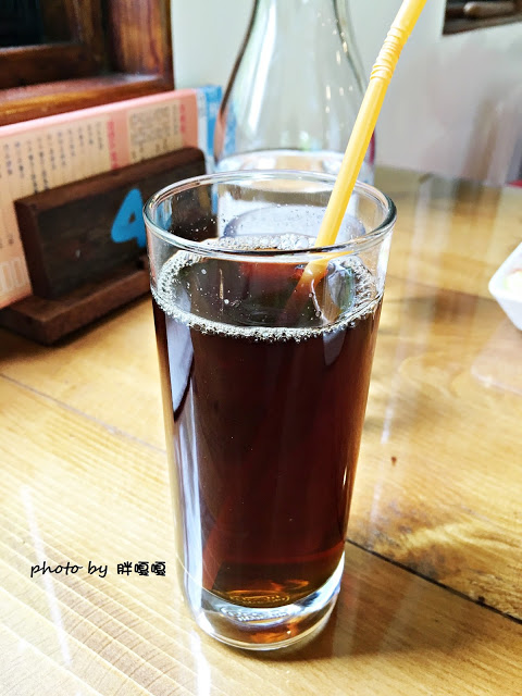 【苗栗 三義】漫時光咖啡☆★在唯美小屋用餐，渡過慢時光★☆5月順便賞油桐花(賞桐秘境)