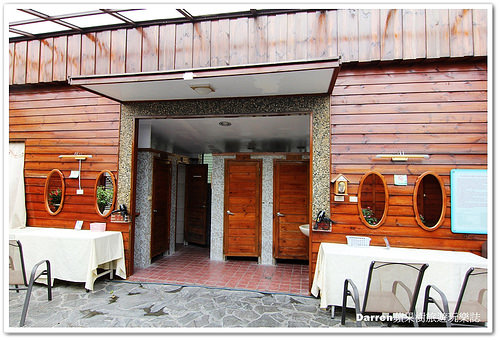 『台中谷關溫泉住宿』神木谷假期大飯店★景觀檜木溫泉湯屋賞美景泡溫泉/千年五葉松神木樹下乘涼摸姻緣豬求好姻緣/神木谷飯店一泊三食/台中高鐵客運到谷關方式