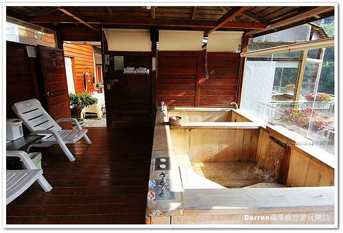 『台中谷關溫泉住宿』神木谷假期大飯店★景觀檜木溫泉湯屋賞美景泡溫泉/千年五葉松神木樹下乘涼摸姻緣豬求好姻緣/神木谷飯店一泊三食/台中高鐵客運到谷關方式