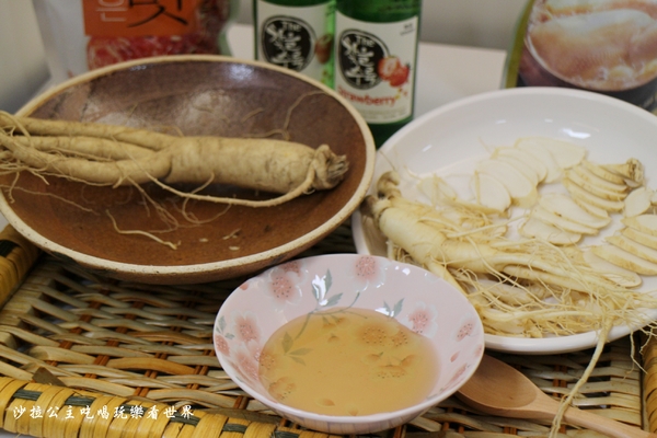 SOGO忠孝館12樓活動會館：SOGO百貨忠孝館2017 韓國美食文化節】開跑囉!!(11/24~12/8)/人蔘製品大匯集/年糕/泡菜/農水產