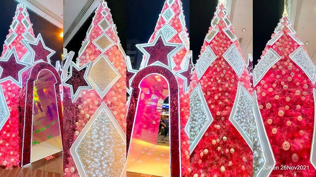 遠東Sogo百貨台北忠孝館聖誕燈飾,Christmas decoration of Far Eastern SOGO department store Chung-Hsiao branch , Taipei, Taiwan, SJKen, Nov 26, 2021.