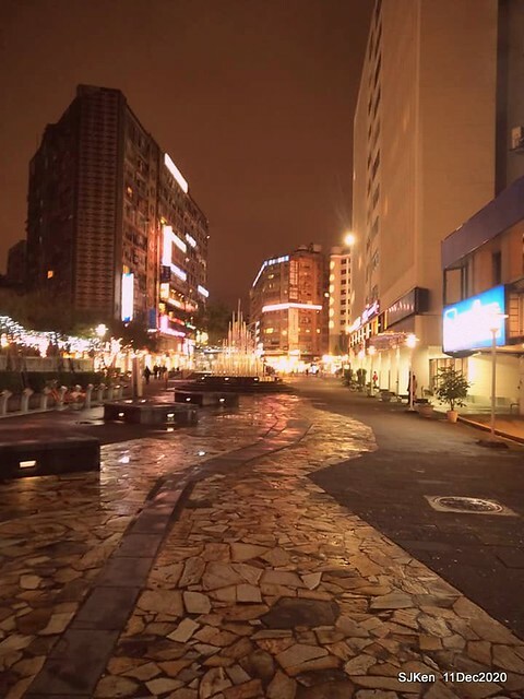 Christmas street decoration of Fareast Sogo department store,Taipei, Taiwan, Nov 30 ~ Dec 16, 2020, SJKen.