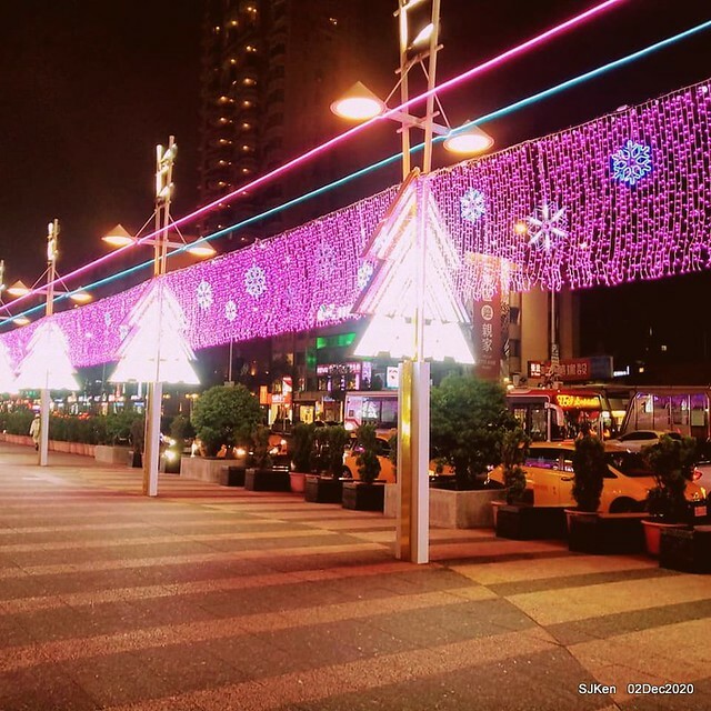 Christmas street decoration of Fareast Sogo department store,Taipei, Taiwan, Nov 30 ~ Dec 16, 2020, SJKen.