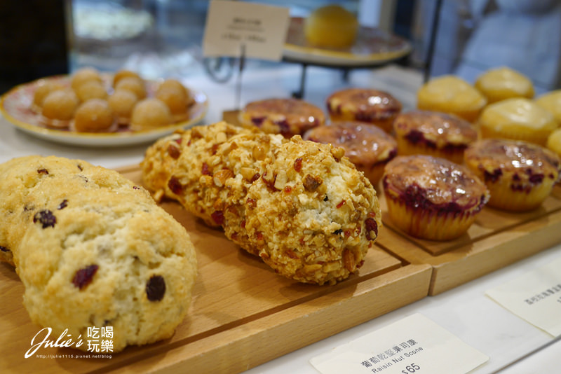 中山站、赤峰街●早午餐、蛋糕甜點●Miss V Bakery Cafe(肉桂捲真迷人!)