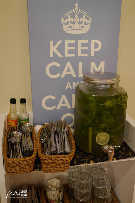 中山站、赤峰街●早午餐、蛋糕甜點●Miss V Bakery Cafe(肉桂捲真迷人!)