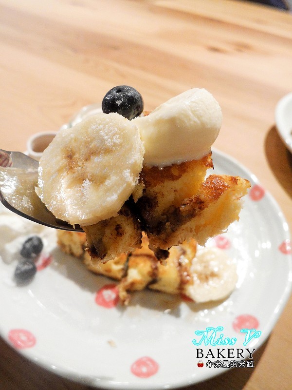 【捷運雙連站】Miss V Bakery~赤峰街裡的人氣甜點，美式肉桂捲迸出新滋味，忍不住一訪再訪~♥