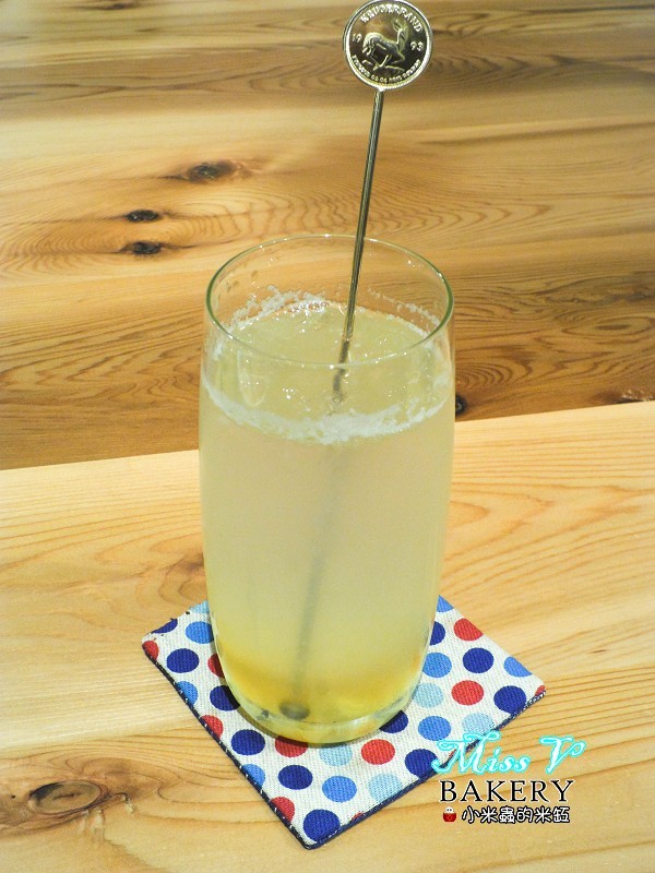 【捷運雙連站】Miss V Bakery~赤峰街裡的人氣甜點，美式肉桂捲迸出新滋味，忍不住一訪再訪~♥