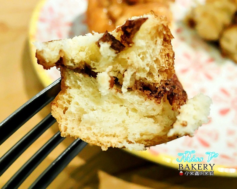 【捷運雙連站】Miss V Bakery~赤峰街裡的人氣甜點，美式肉桂捲迸出新滋味，忍不住一訪再訪~♥