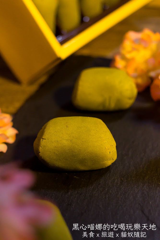 阿美麻糬︱烤蕃薯羊羹、迷你花蓮薯　如鑲了金箔般的晶瑩高貴質感／傳統手藝結合日式風味，今年中秋不妨來點日系高雅極簡風吧！