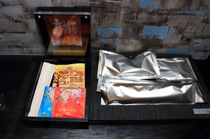 【高雄前金住宿】樹屋旅店 The Tree House。享受設計風的時尚，交通也便利，靠近六合夜市與捷運站