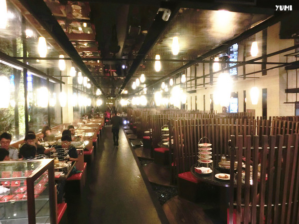 小蒙牛頂級麻辣養生鍋：【台中食記】超級划算~讓你哈根大師吃到飽@小蒙牛頂級麻辣養身鍋