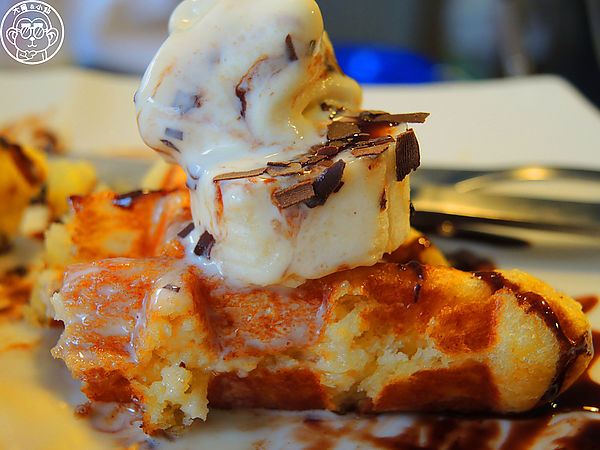 羅塔仕咖啡：呷飽祙【新竹･羅塔仕咖啡】立體拉花萌翻天