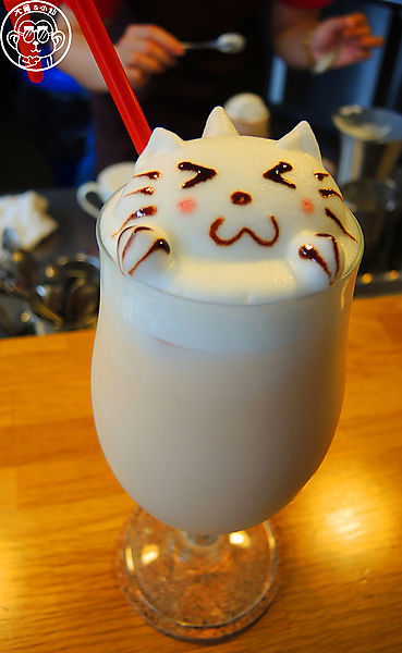 羅塔仕咖啡：呷飽祙【新竹･羅塔仕咖啡】立體拉花萌翻天