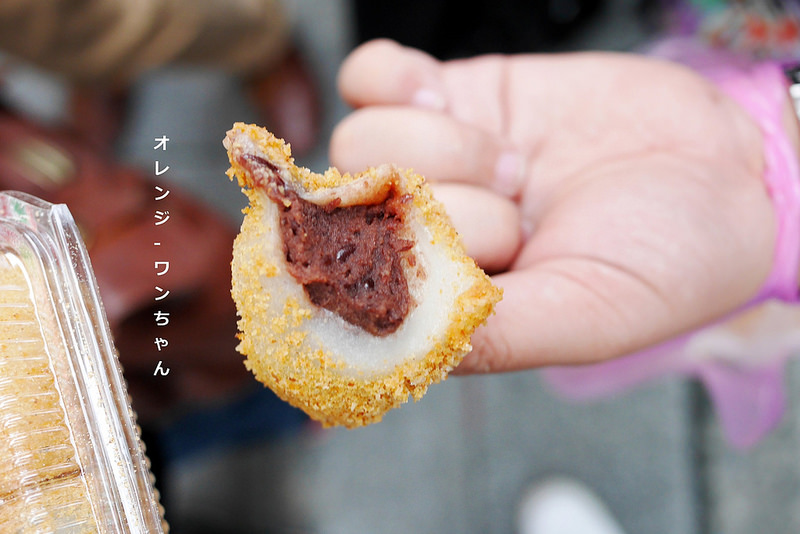 【台北漫步食記】不老客家麻糬 │中山區行天宮站: 行天宮站超人氣麻糬攤~每個10塊錢六種口味顆顆都驚喜!(招牌椰香口味人氣大推薦)