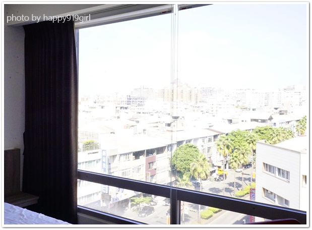 [台中]近金典綠園道/科博館/草悟道。房間小巧舒適★昭盛52行館